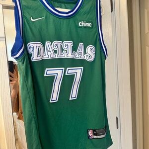LULA DONCIC JERSEY